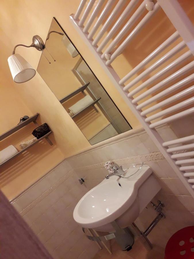 Castiglione In TeverinaLa Casa Di Gioia住宿加早餐旅馆 外观 照片